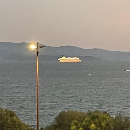Superbe Pieds Dans L Eau Ajaccio Face A La Mer Plage De Sable Fin Route Des Iles Des Sanguinaires Buitenkant foto